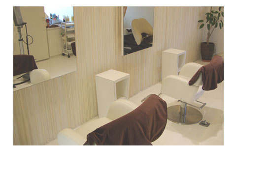 美容室　ブランシュ (SALON DE COIFFURE BLANCHE） 店内1